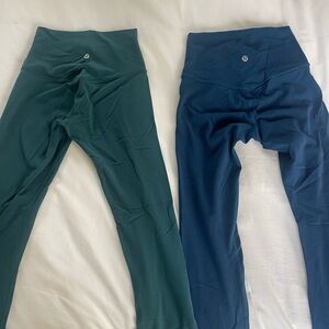 High-Waist Green and Blue Leggings for Active Comfort